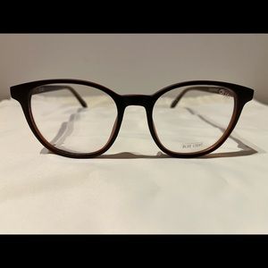 Quay Australia Blue Light Blocking glasses.